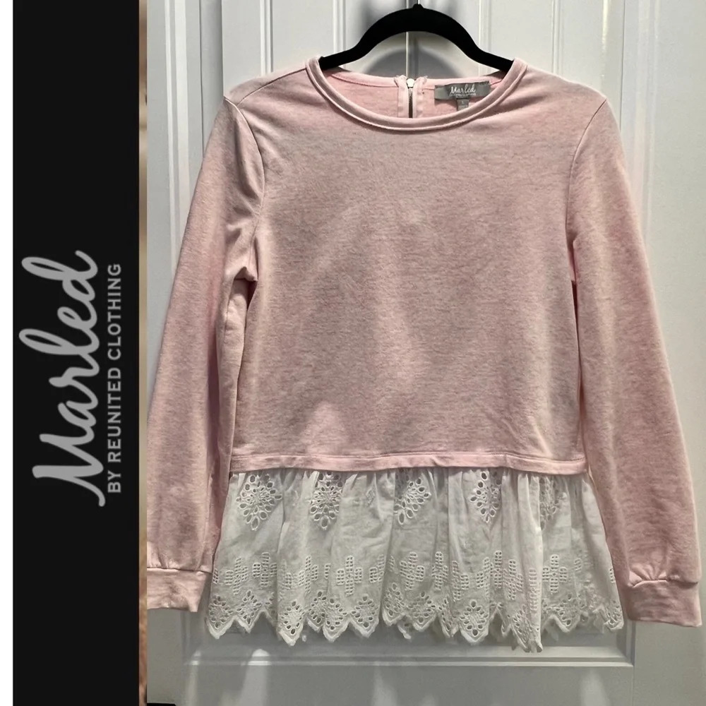 Marled Blush Pink Sweatshirt with Eyelet Lace at Hem. Zippered back. Size Small